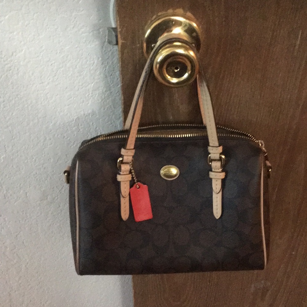 Small Coach purse, 2 wallets, & a card holder